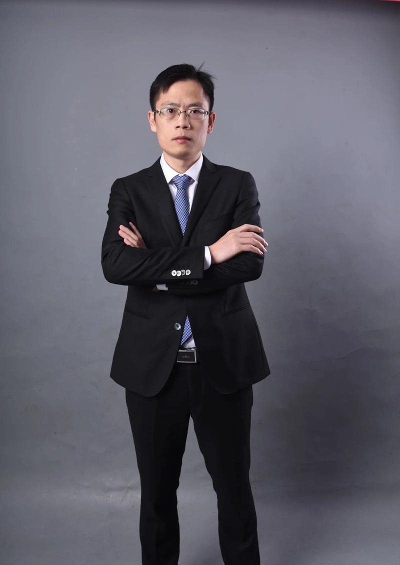 缪俐 视觉与舞美负责人